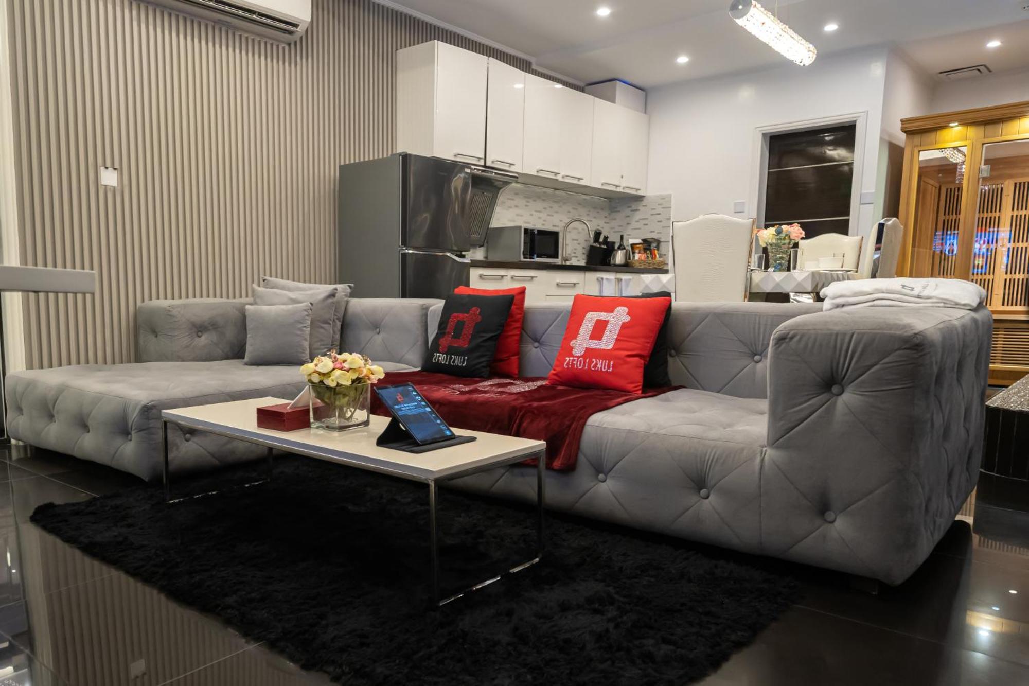 Luks Lofts Hotel & Residences Batangas Extérieur photo