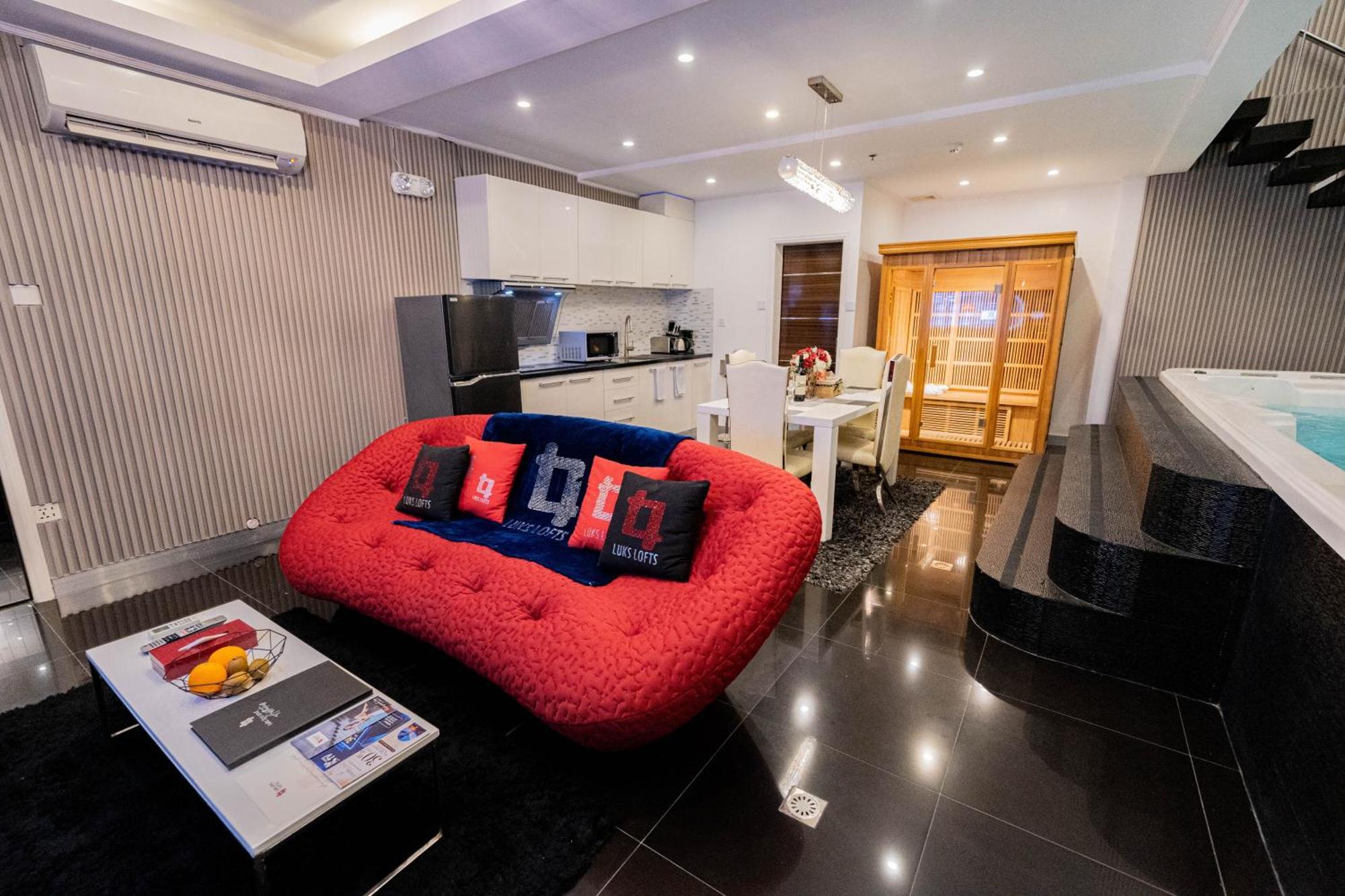 Luks Lofts Hotel & Residences Batangas Extérieur photo